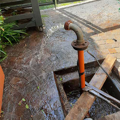 Servicio de perforación de agua y reparación de bombas sumergibles en Zona Oeste
